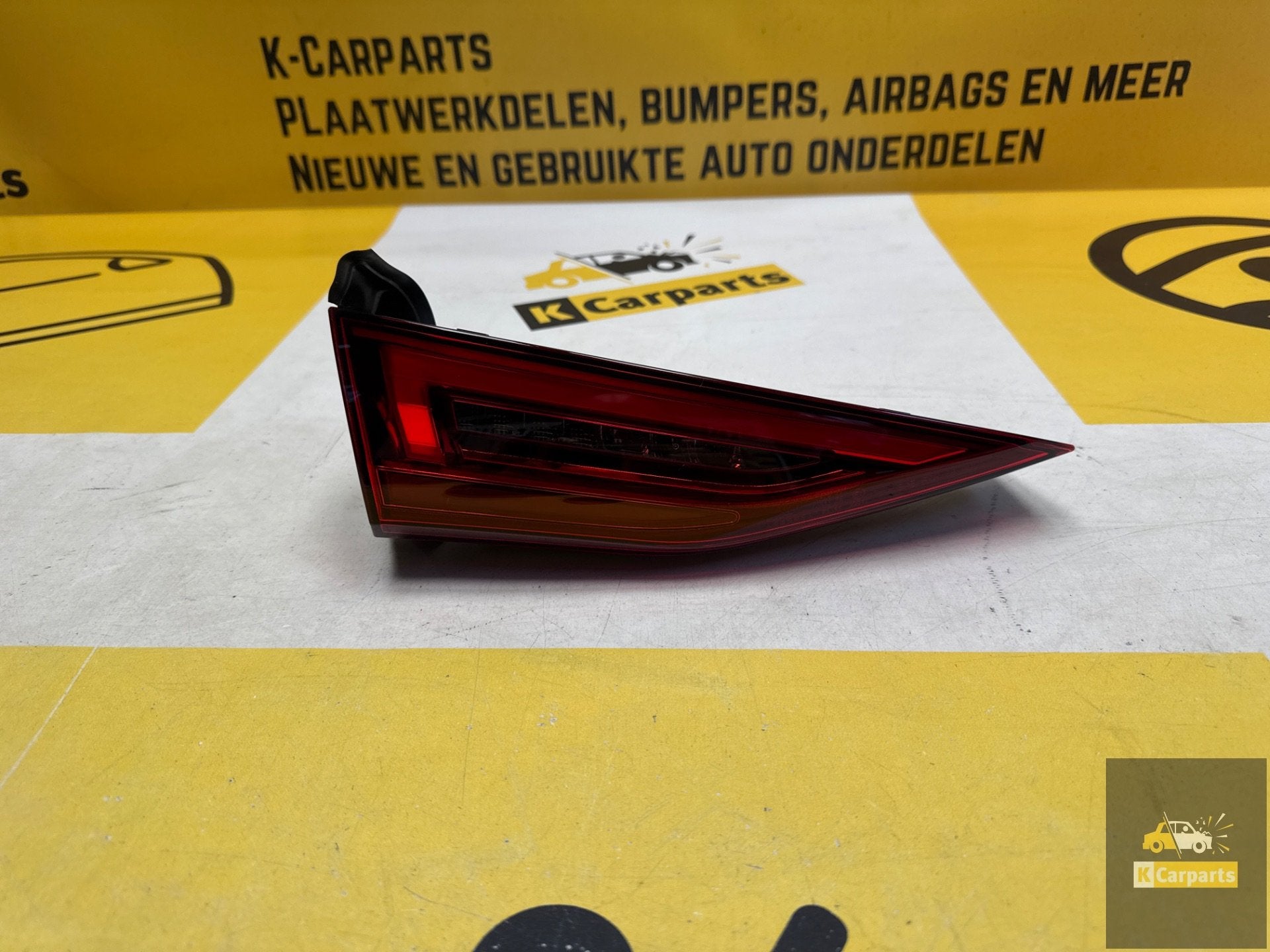 Cache feu arri re LED gauche Audi A3 8Y 8Y0945307, Info@fabrikant.eu, Fabrikant BV, Fabrikantstraat 1
1000 AA  Amsterdam, NL, Audi