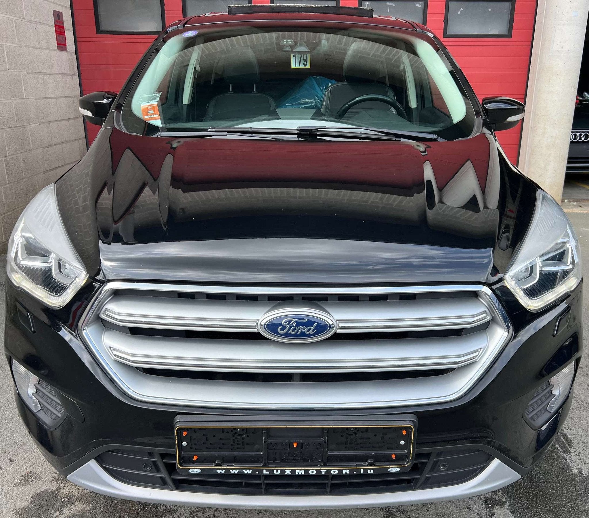 Ford Kuga 1.5 EcoBoost AWD + CAMÉRA + NAVI + PANO + AUTOMAA, Euro 6, Entreprise, 131 kW, 5 portes