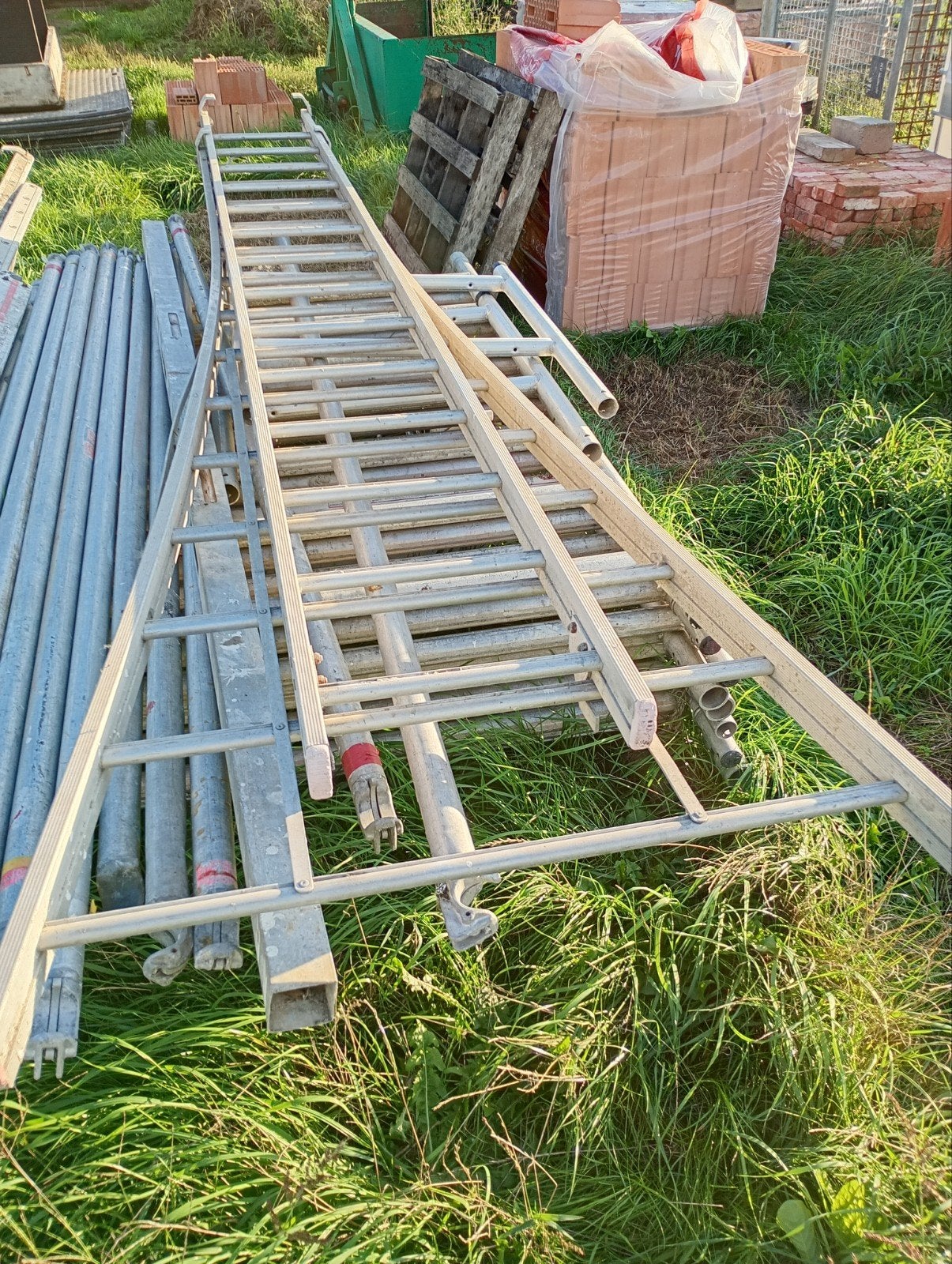 aluminium schuifladder 2x14 sporten, Ophalen, Ladder