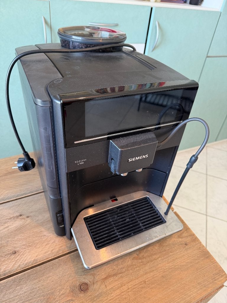 Koffiemachine Siemens EQ.6 plus S100, Ophalen, Gebruikt, Koffiemachine