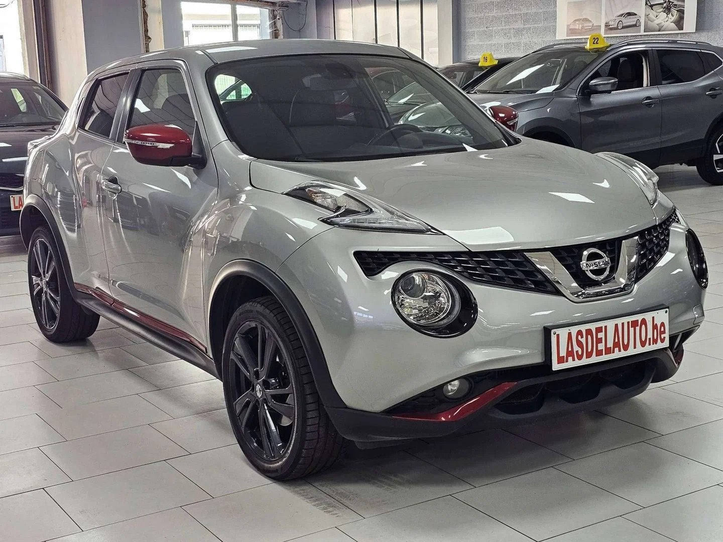 Nissan Juke 1.2i N-LINE CAMERA (Climatisation Auto) Cruise S, Autos, Nissan, 1197 cm³, Argent ou Gris, Achat, Euro 6