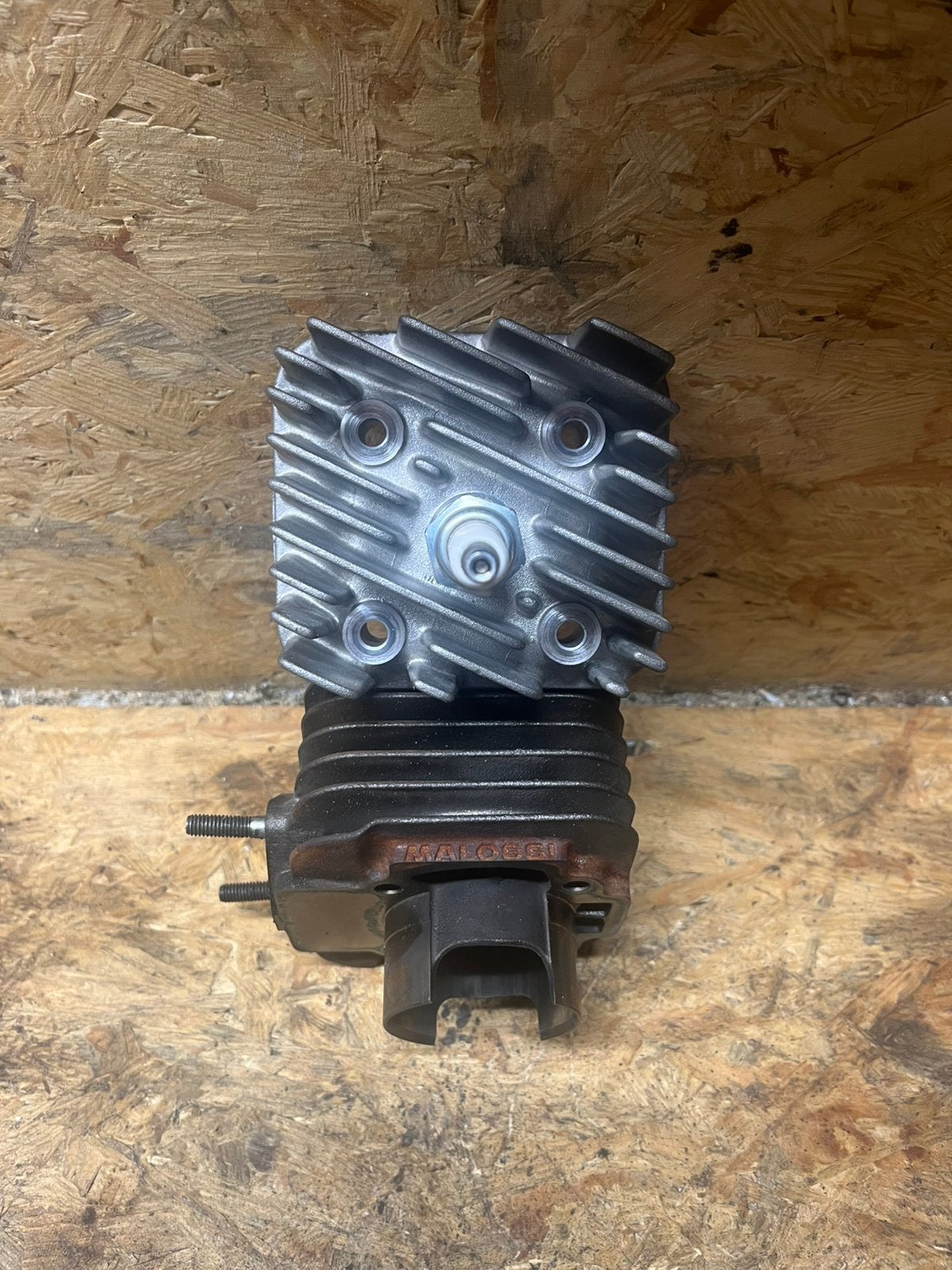 Malossi 70cc cilinderkit Piaggio/gilera 2t, Vélos & Vélomoteurs, Enlèvement ou Envoi, Comme neuf, Cylindre