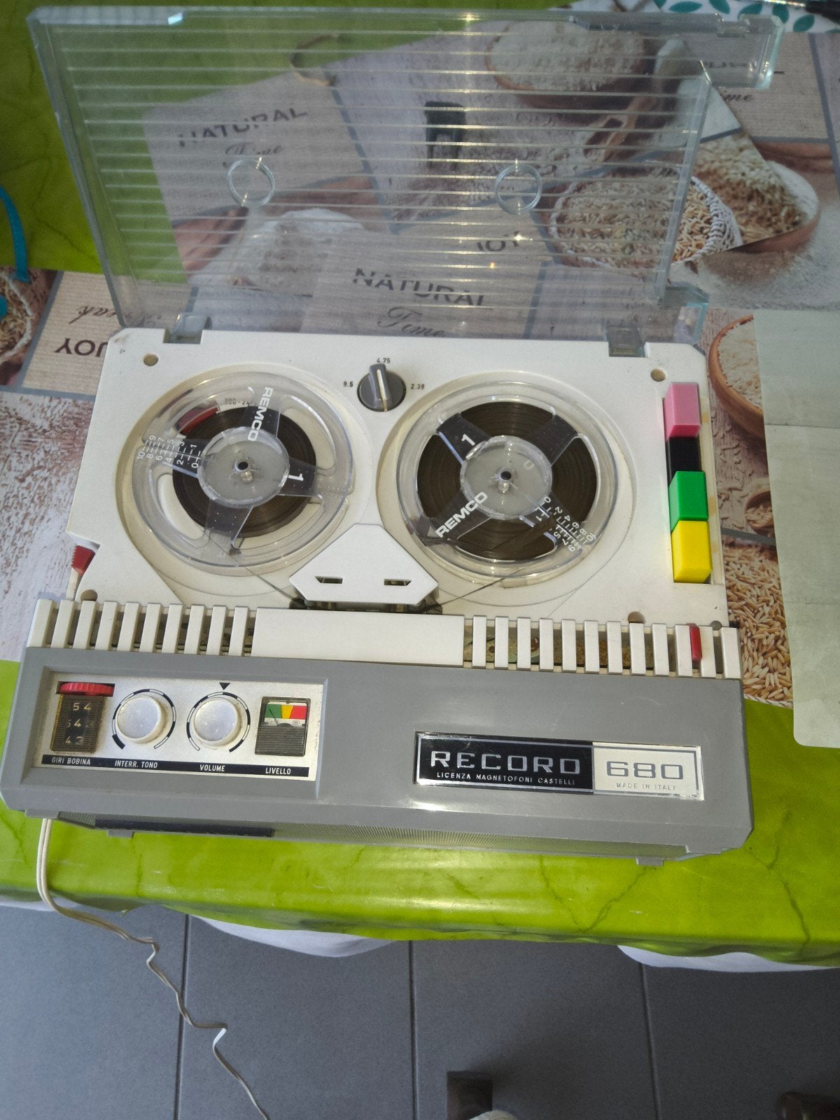 Bandopnemer Recoro 680, Audio, Tv en Foto, Bandrecorder, Ophalen of Verzenden