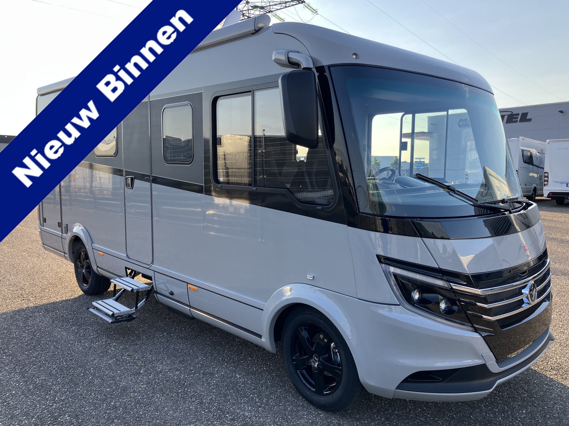 NIESMANN BISCHOFF ISMOVE 6.9E 180pk Aut Donker Bruin Leder L, Diesel, Automatique, 6 à 7 mètres, Mark@niesmannbischoff.nl