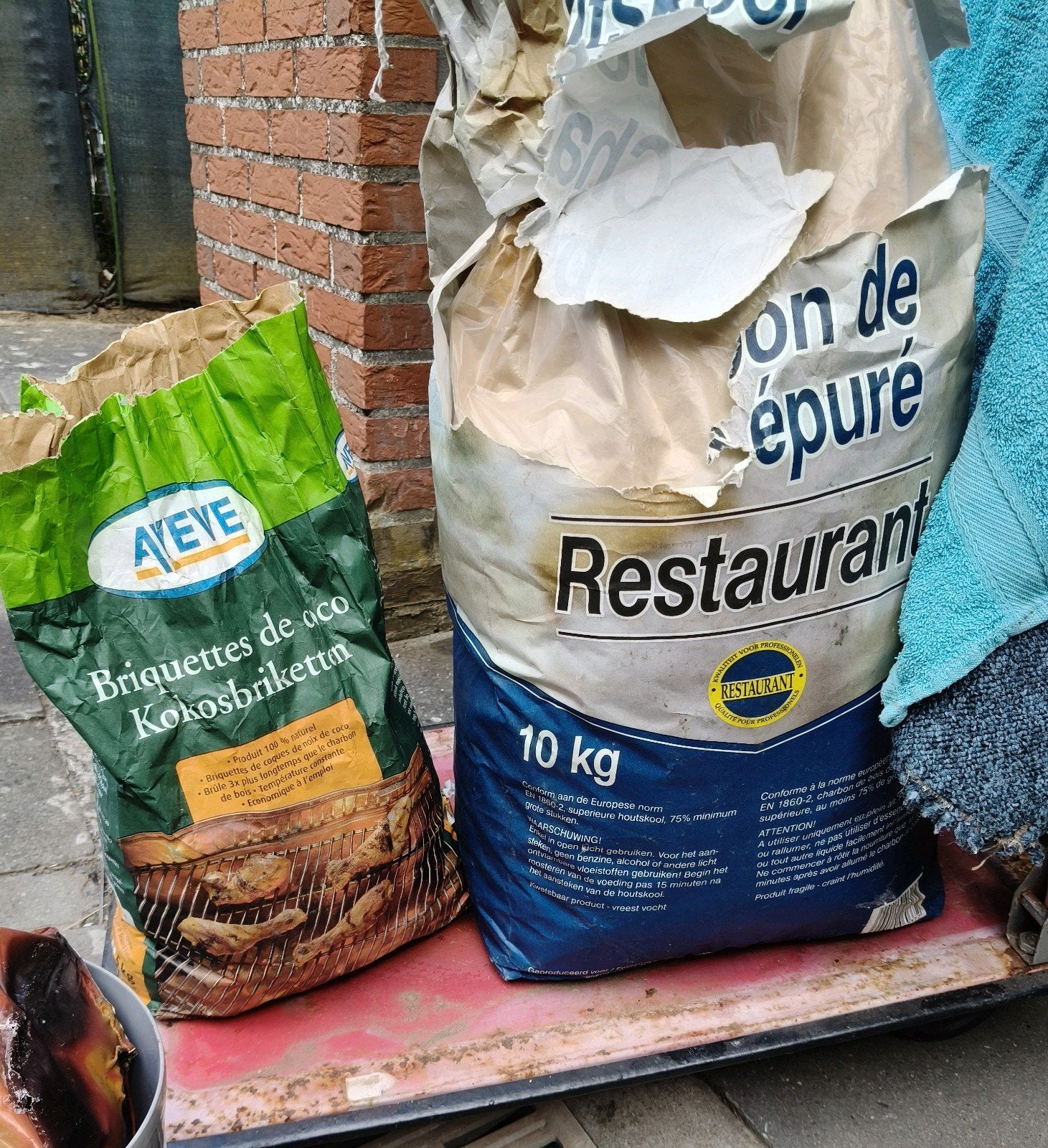 BBQ houtskool briketten, Tuin en Terras, Ophalen