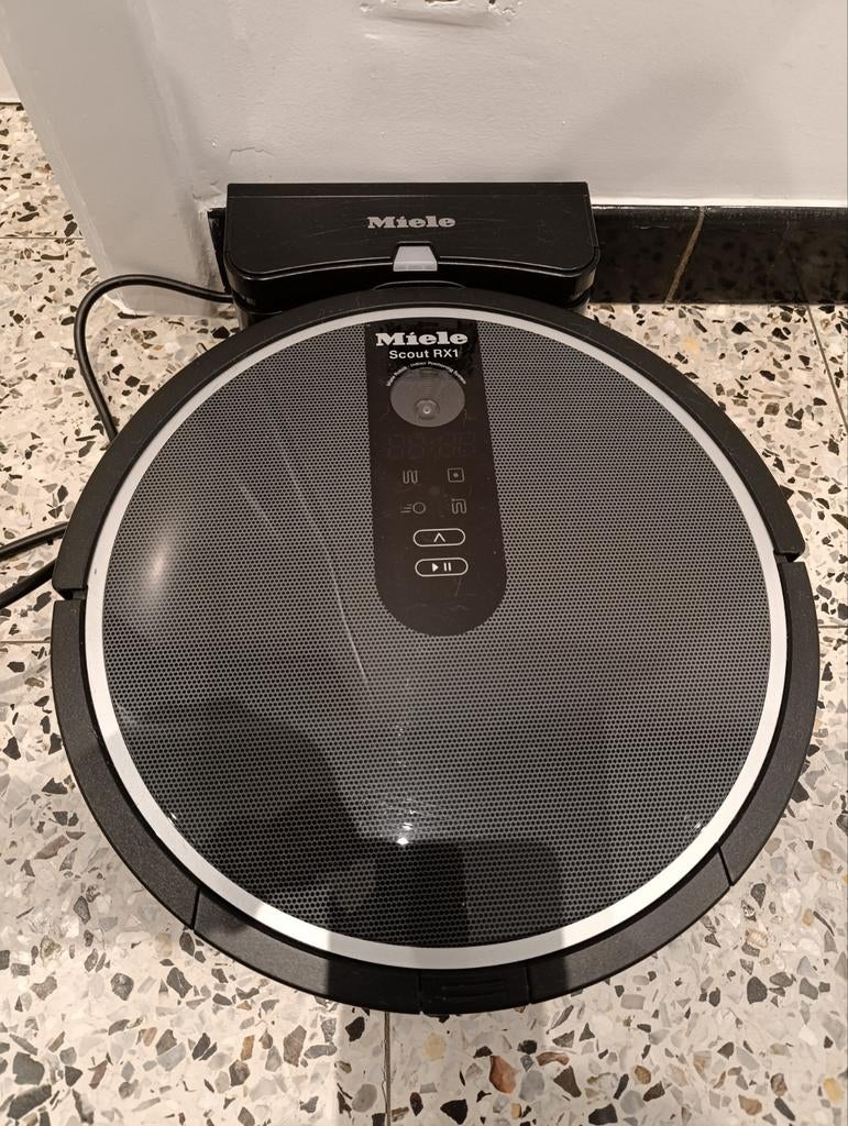 Miele scout rx1, Elektronische apparatuur, Ophalen