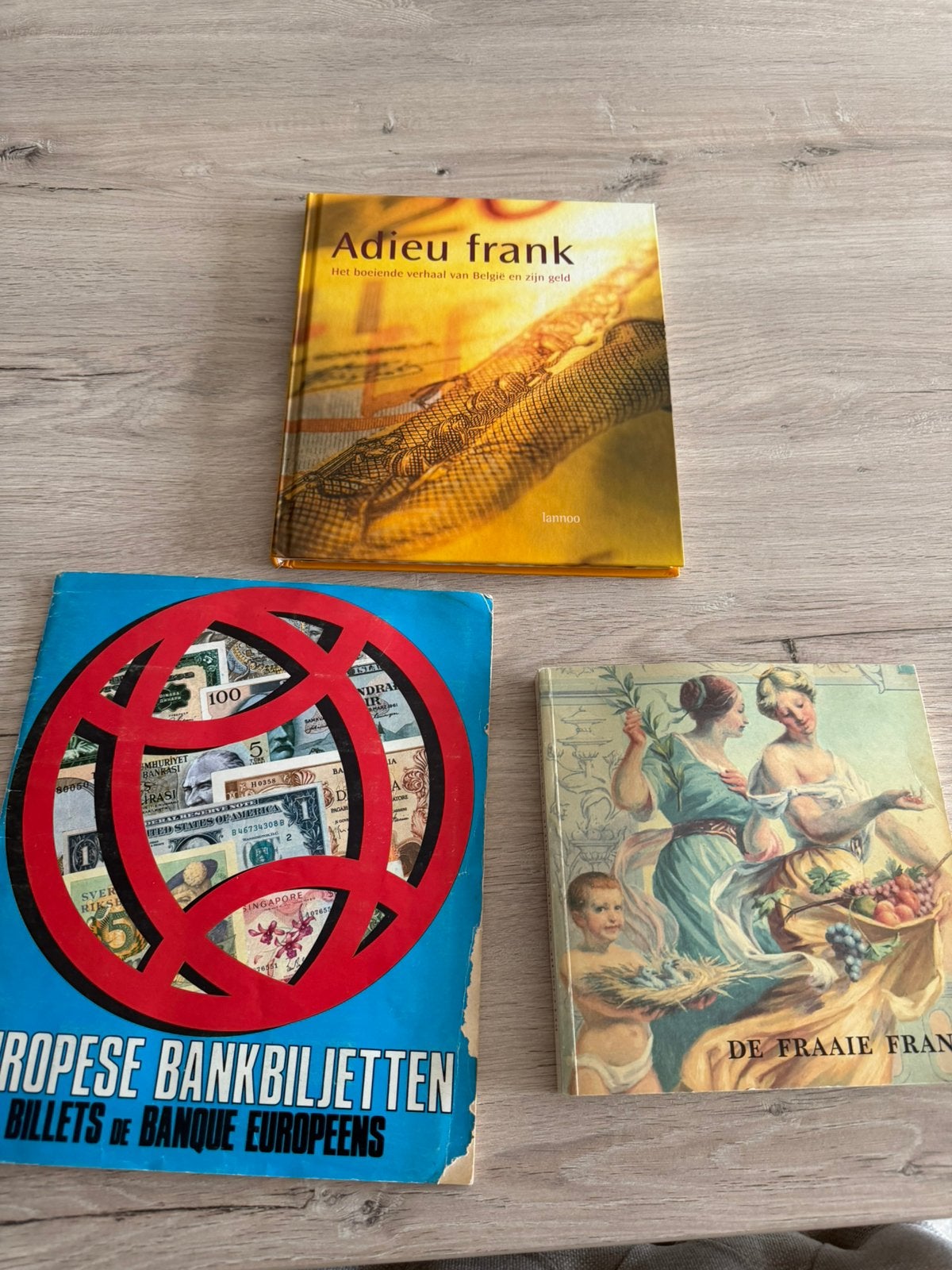 3 livres sur les billets belges/européens, Enlèvement ou Envoi