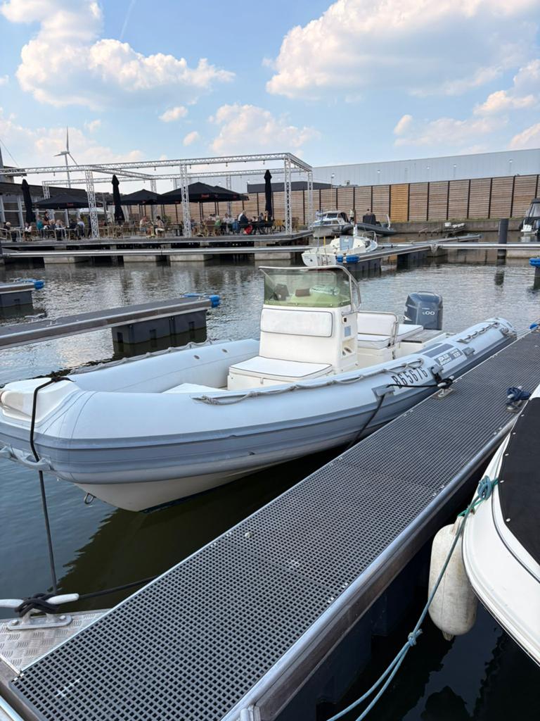 Bateau Rib Joker 650 Coaster Yamaha 200 ch. Sur la remorque, 200 ch, Polyester/fibre de verre, Enlèvement, Utilisé