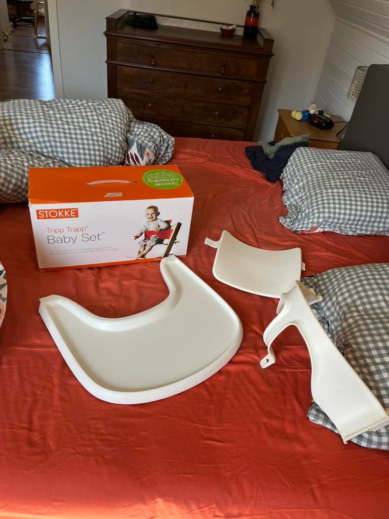 Babyset tripp trapp + tafelblad + hoes, Enfants & Bébés, Chaises pour enfants, Comme neuf, Enlèvement
