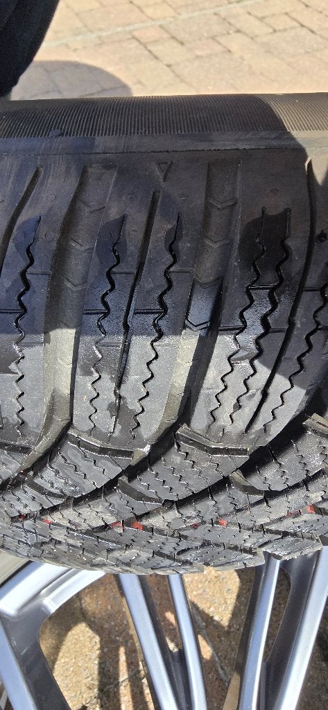Alfa-velgen+235/60 R18 107v 18" Bridgestone-banden, Ophalen, 18 inch, Gebruikt, Banden en Velgen