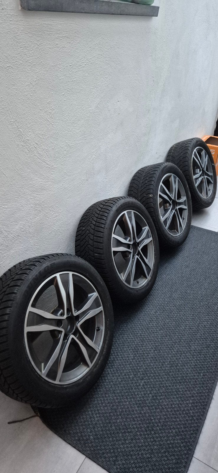 Jantes Mercedes avec pneus de 17 pouces, Pneus hiver, Véhicule de tourisme, Enlèvement, 225 mm