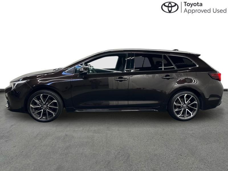 Toyota Corolla TS 1.8 HEV Premium | tow bar | 4Season tyres, Autos, Toyota, Achat, Euro 6, Corolla, Noir