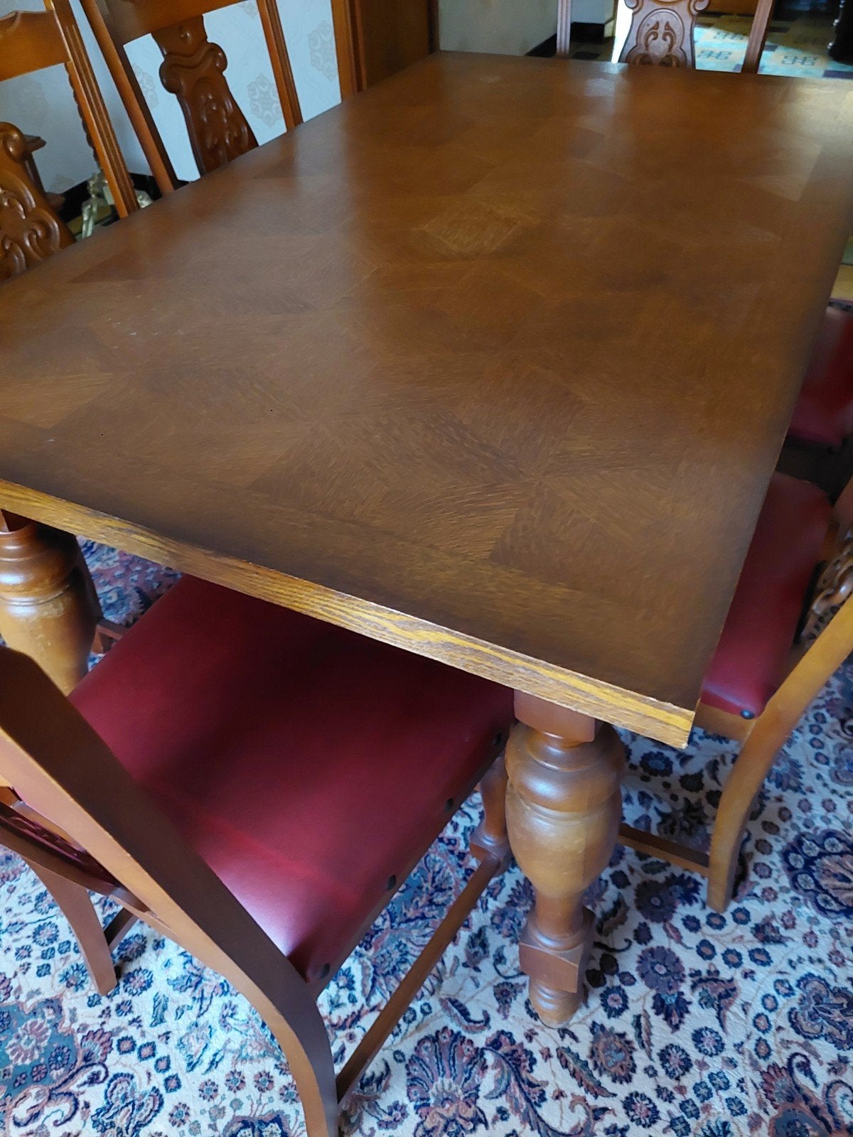 eetkamertafel, Enlèvement