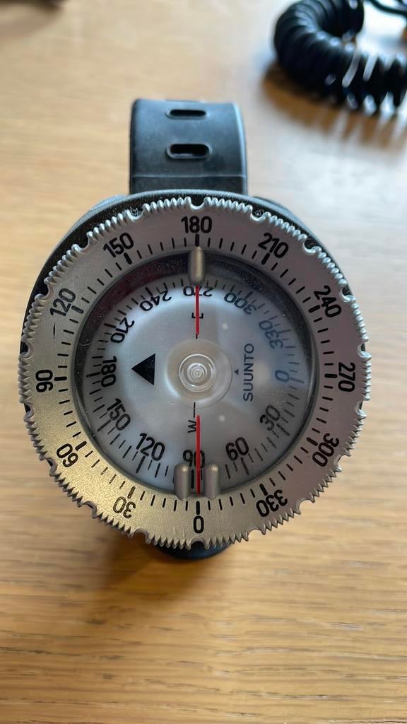 Kompas Suunto SK-8, Ophalen of Verzenden, Zo goed als nieuw