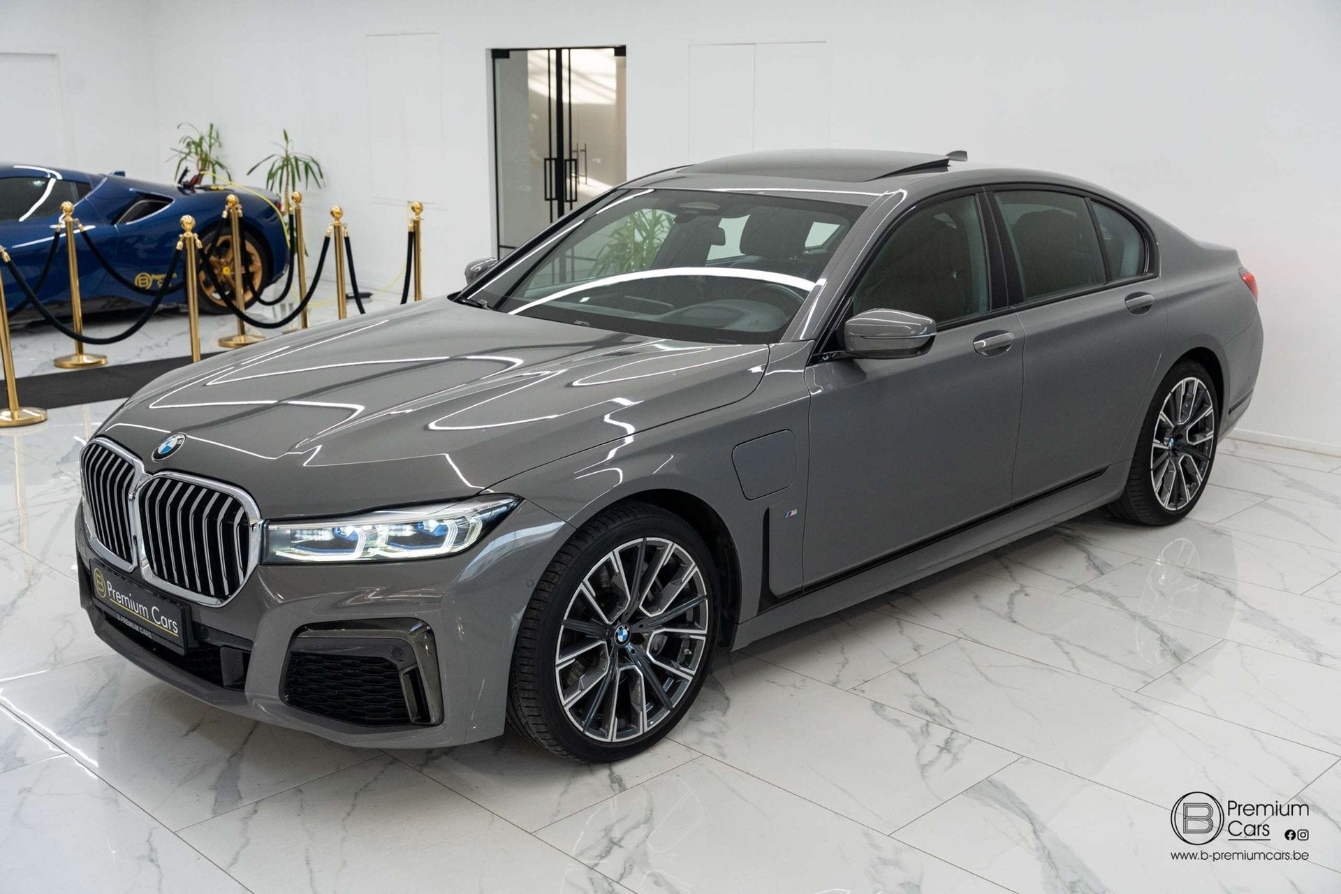 BMW 745 e M pack Individual/FULL OPTIONS!/Laser/ACC/360/, Achat, Entreprise, 6 cylindres, 2635 kg