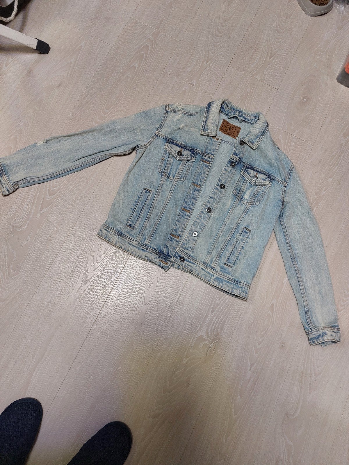 Modern spijkerjasje maat small, Kleding | Dames, Ophalen of Verzenden