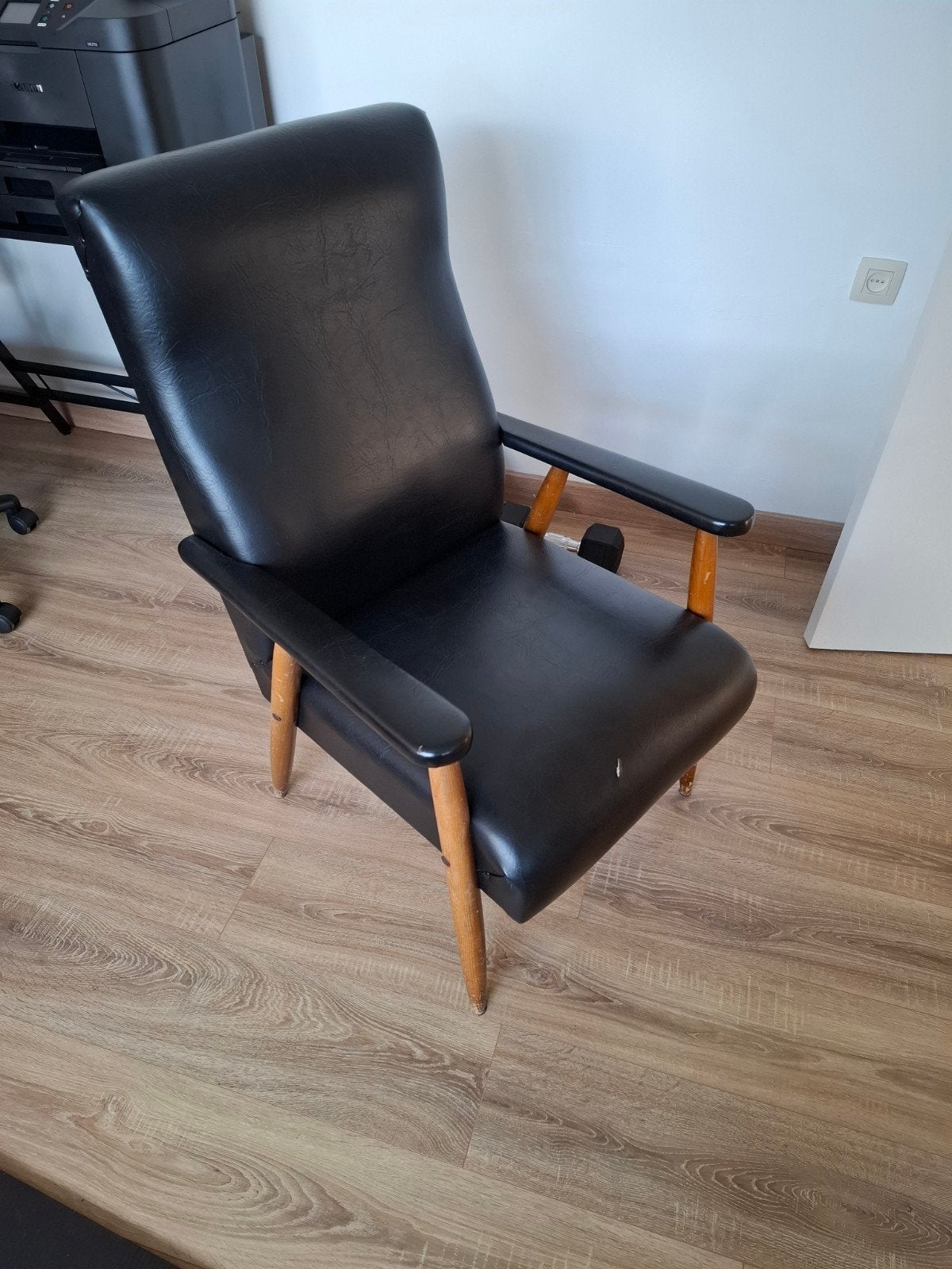 vitage eenzit zetel, Ophalen, Zo goed als nieuw, Hout