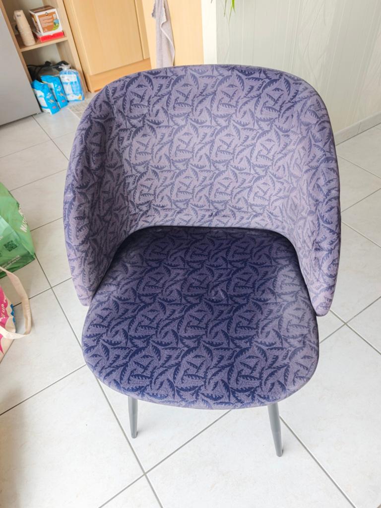 Chaise pour salle à manger, Enlèvement