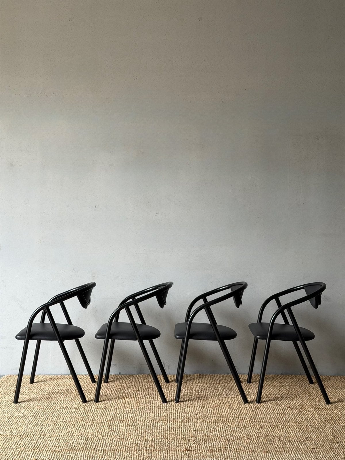 Set van 4 vintage design buisframe eetkamerstoelen, Huis en Inrichting, Ophalen, Zo goed als nieuw, Zwart