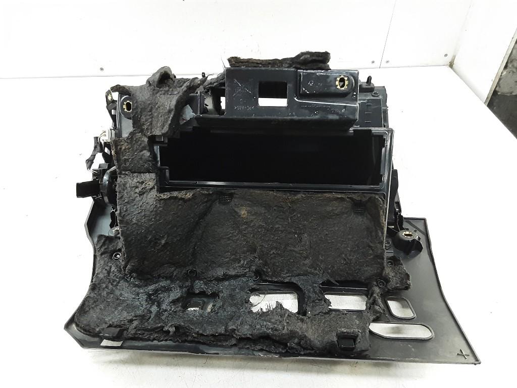 BOITE A GANTS Audi A3 Limousine (8VS / 8VM), Autos : Pièces & Accessoires, Mevr. I. Hauben, Audi, Utilisé, Rue de l'Espoir 34 34
4030  GRIVEGNÉE, BE