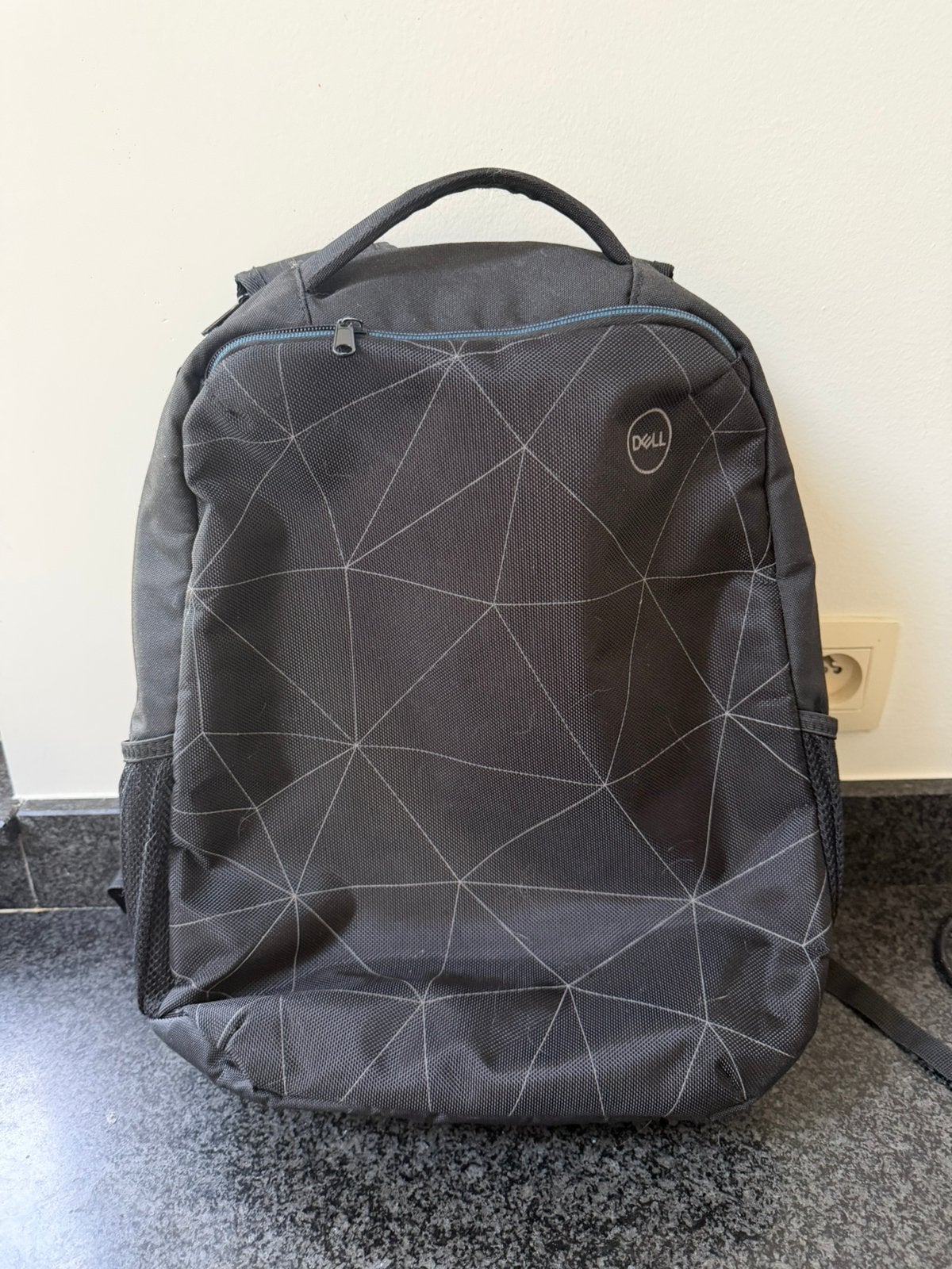 Laptoprugzak (DELL), Enlèvement, Comme neuf
