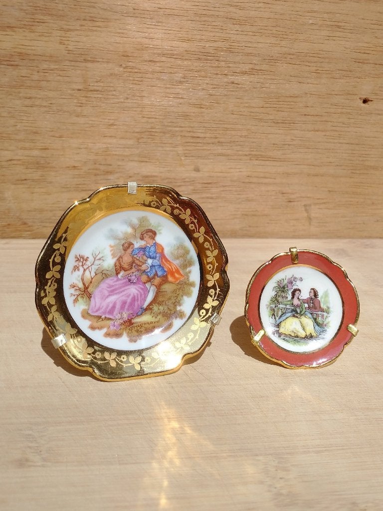 2 petites assiettes dorées en Faïences de Limoges, Collections, Porcelaine, Cristal & Couverts, Enlèvement