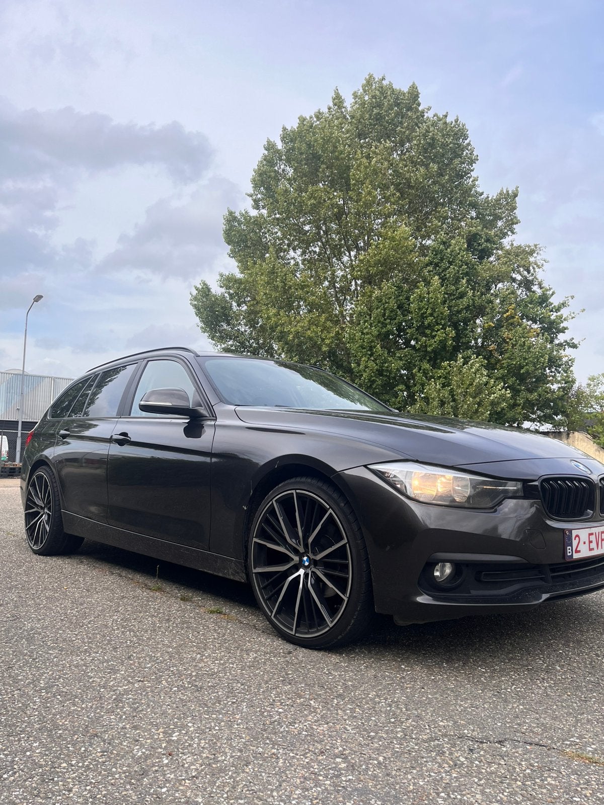 Bmw 316d, 20” allu velgen / bahama zwart, Cuir, Euro 6, Boîte manuelle, Noir
