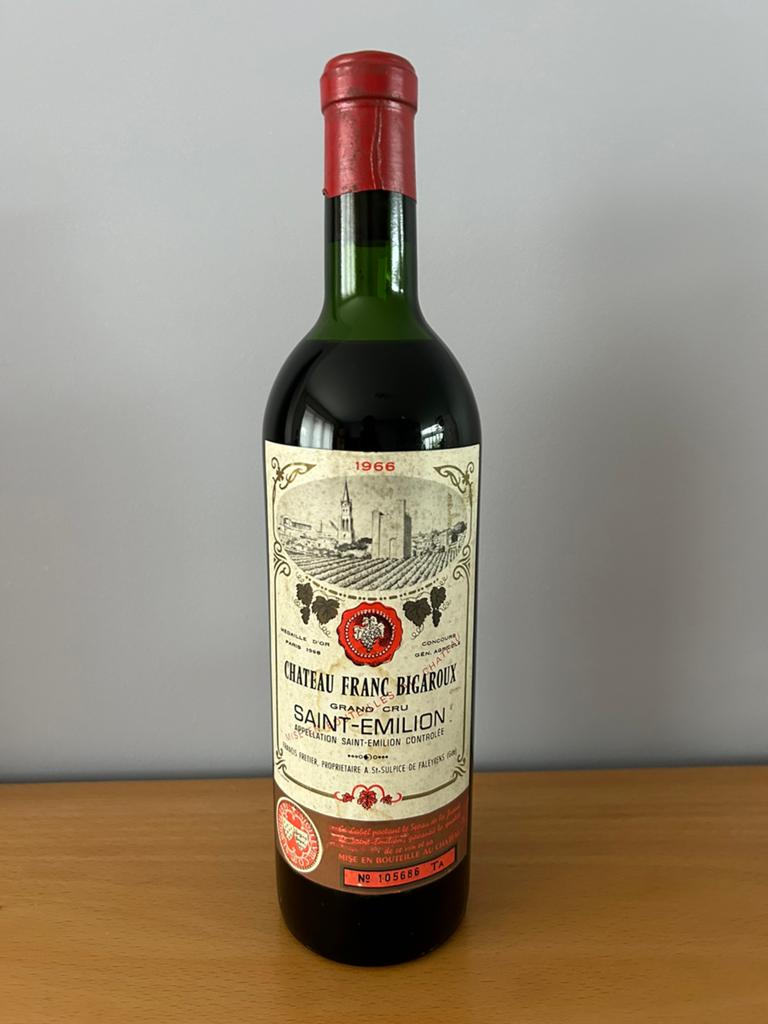 Château Franc Bigaroux Saint-Emilion Grand Cru 1966, Collections, Vins, Enlèvement, Comme neuf