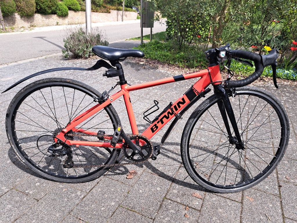 Vélo route enfant Triban 100, Vélos & Vélomoteurs, Frein sur jante, Moins de 10 vitesses, Aluminium, Enlèvement