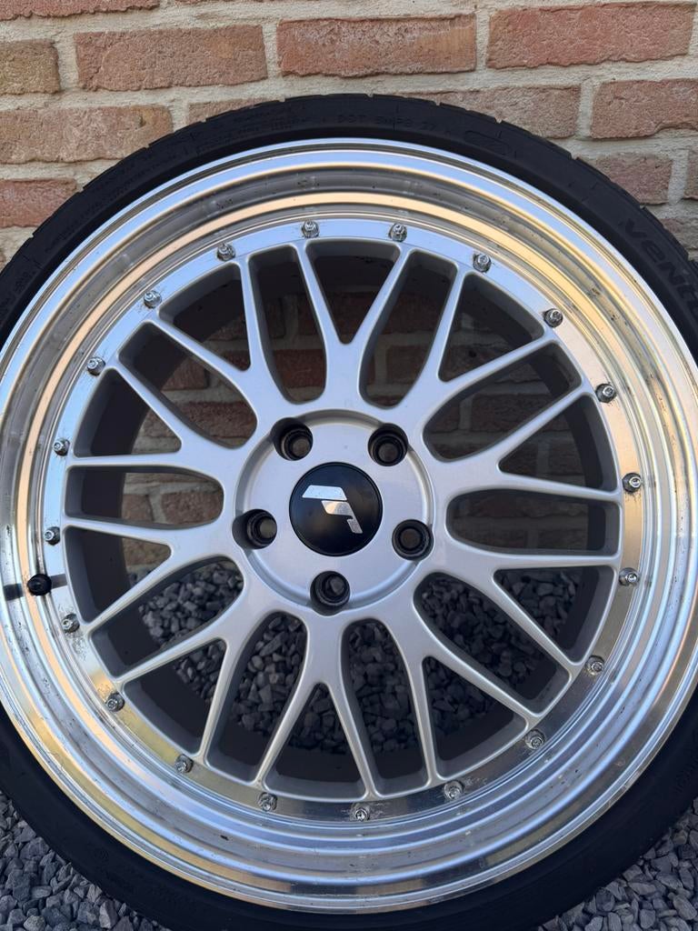 Japan Racing breedset 19” 5x120 BMW F30 F31 8.5J / 9.5J ET35, Auto-onderdelen, Gebruikt, Banden en Velgen, Personenwagen, Zomerbanden