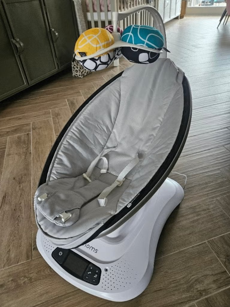 Essuie-glace pour bébé MamaRoo Relax 4moms avec mouvement, Enfants & Bébés, Autres marques, Enlèvement, Utilisé, Avec ceinture(s)
