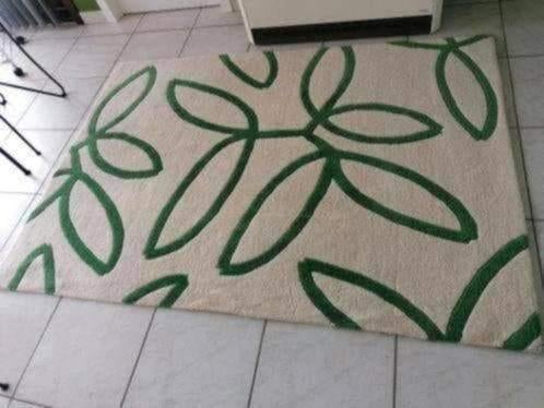 Modern tapijt van pure wol 140x190cm, Ophalen, Gebruikt, 100 tot 150 cm, Groen