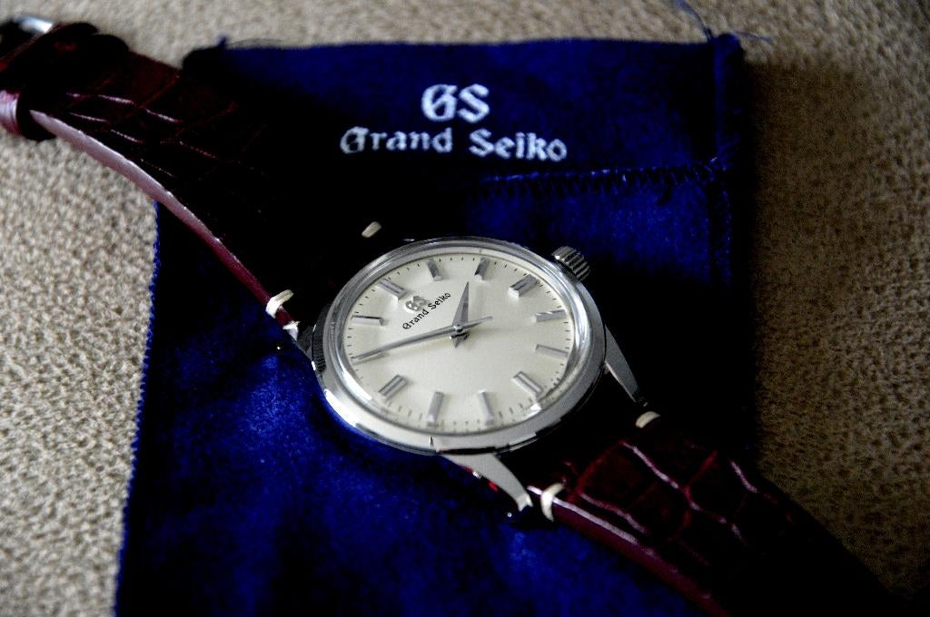 Grand Seiko SBGW231G „Elegantie”, Ophalen, Seiko, Leer, Staal