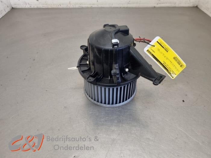 Moteur de ventilation chauffage d'un Mercedes Vito, 3 mois de garantie, Utilisé, -, -