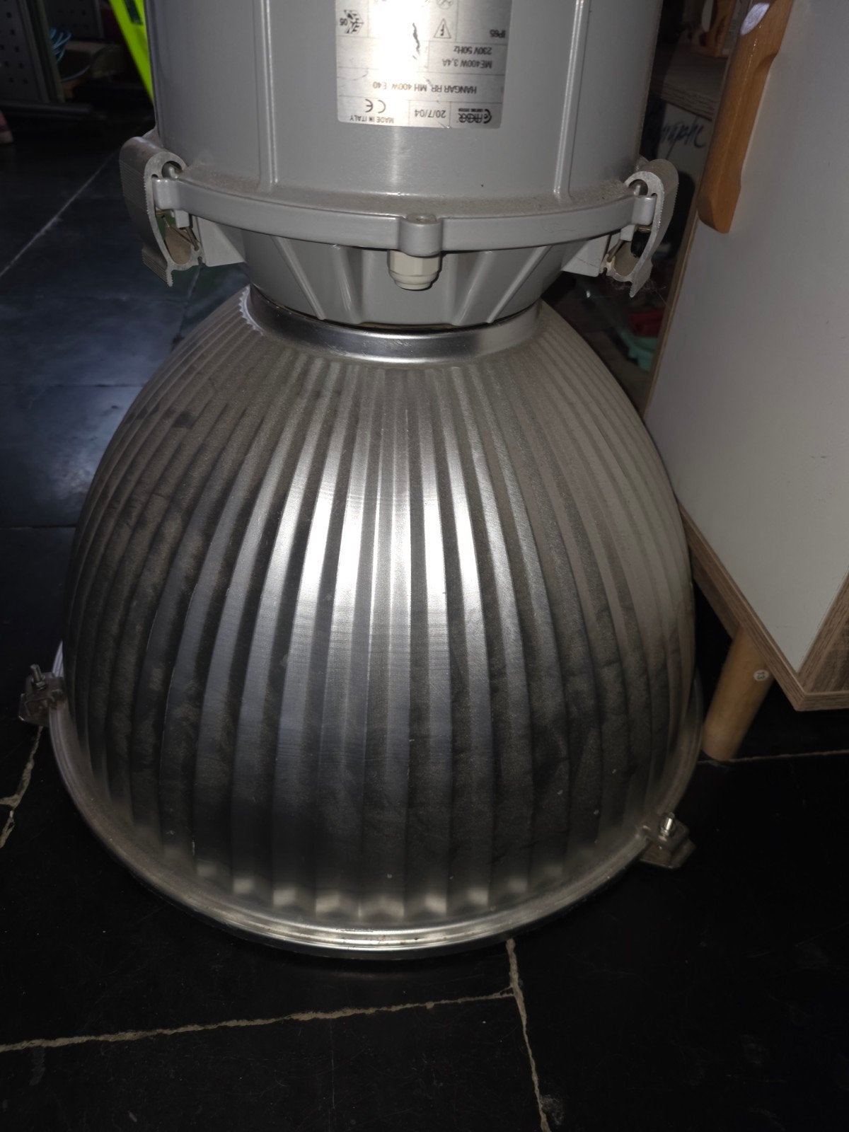 Lampe style industrielle, Enlèvement