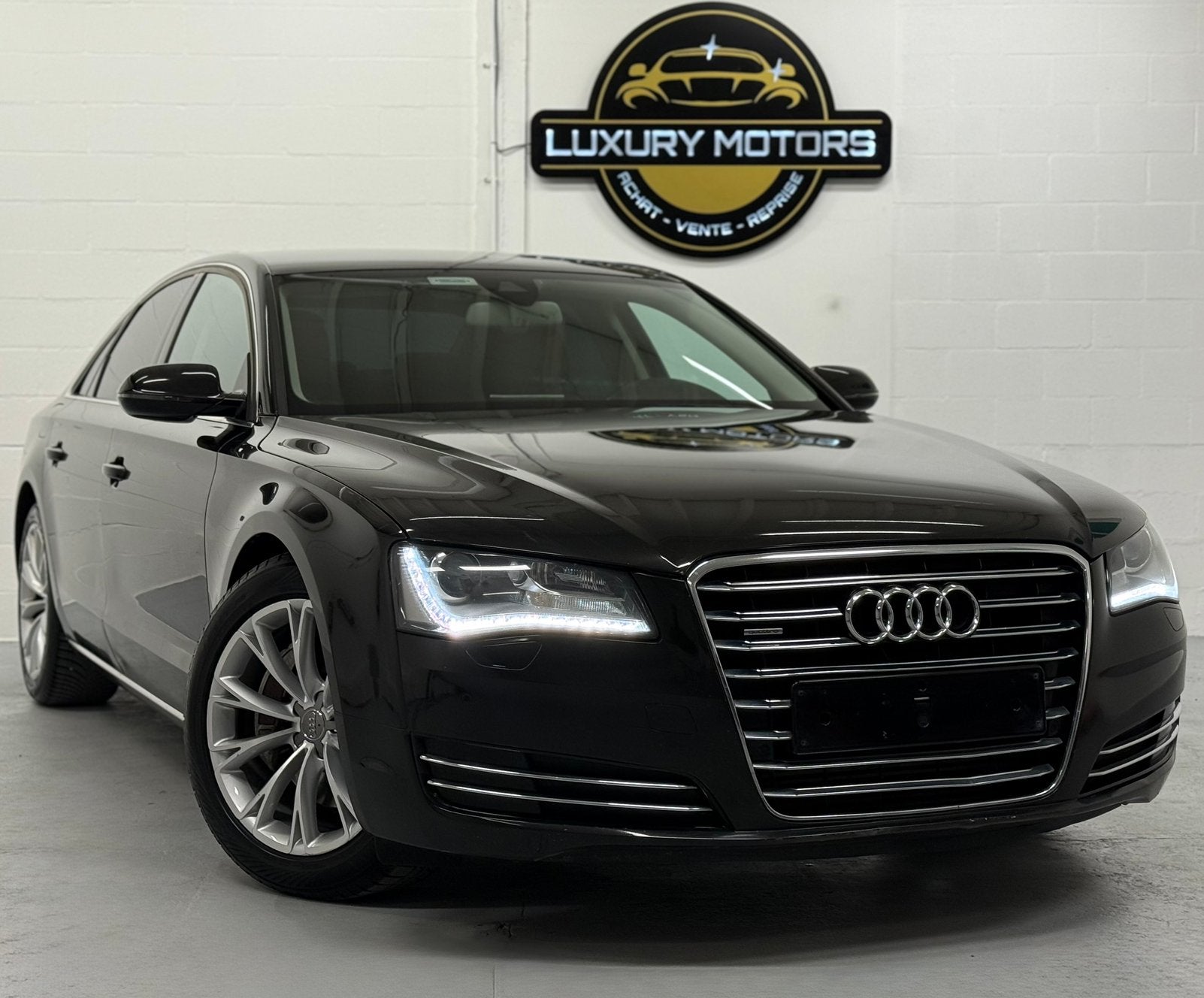 AUDI A8 3L TDI QUATRO 211CV AUTOMATISCHE TRANSMISSIE CT OK, Auto's, Audi, Automaat, Euro 5, Zwart, Leder