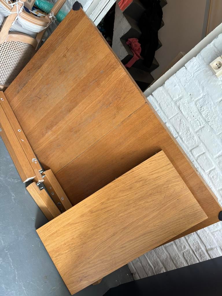 Ikea Bjursta table a manger extensible 140/180/220, Enlèvement, Comme neuf