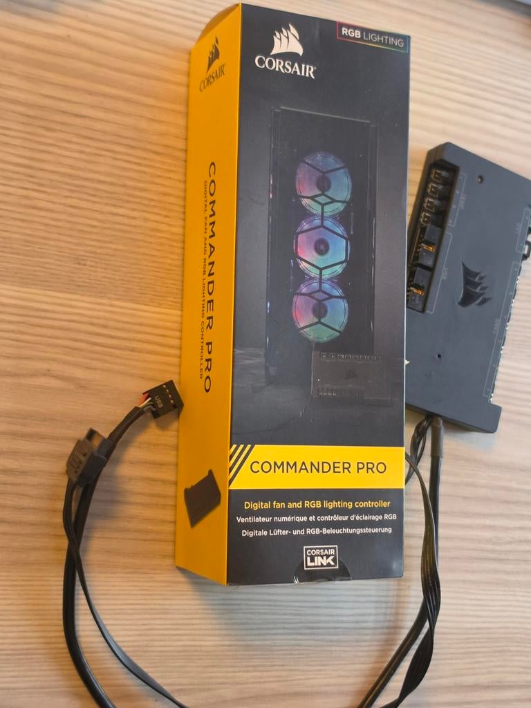 Corsair Commander PRO with box, Audio, Tv en Foto, Walkmans, Discmans en Minidiscspelers, Ophalen of Verzenden, Overige typen