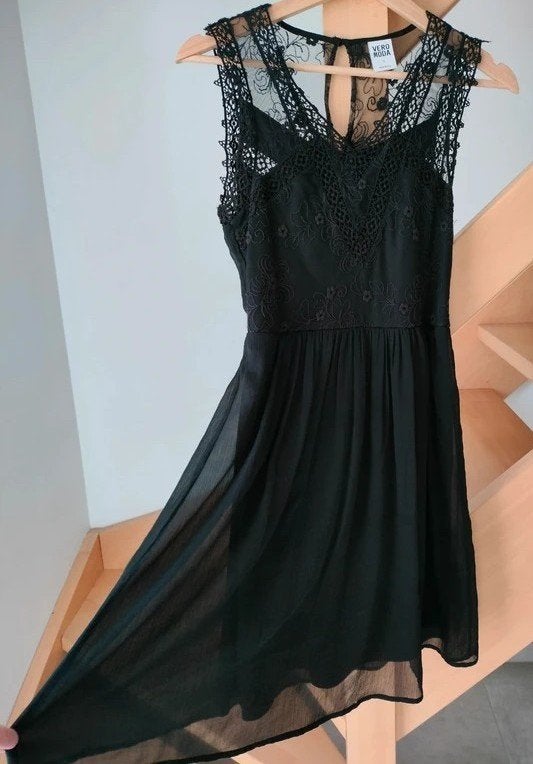 Prachtig Nieuw kleedje Vero Moda. Smal maar kan ook voor XS, Vero Moda, Zwart, Nieuw, Ophalen of Verzenden