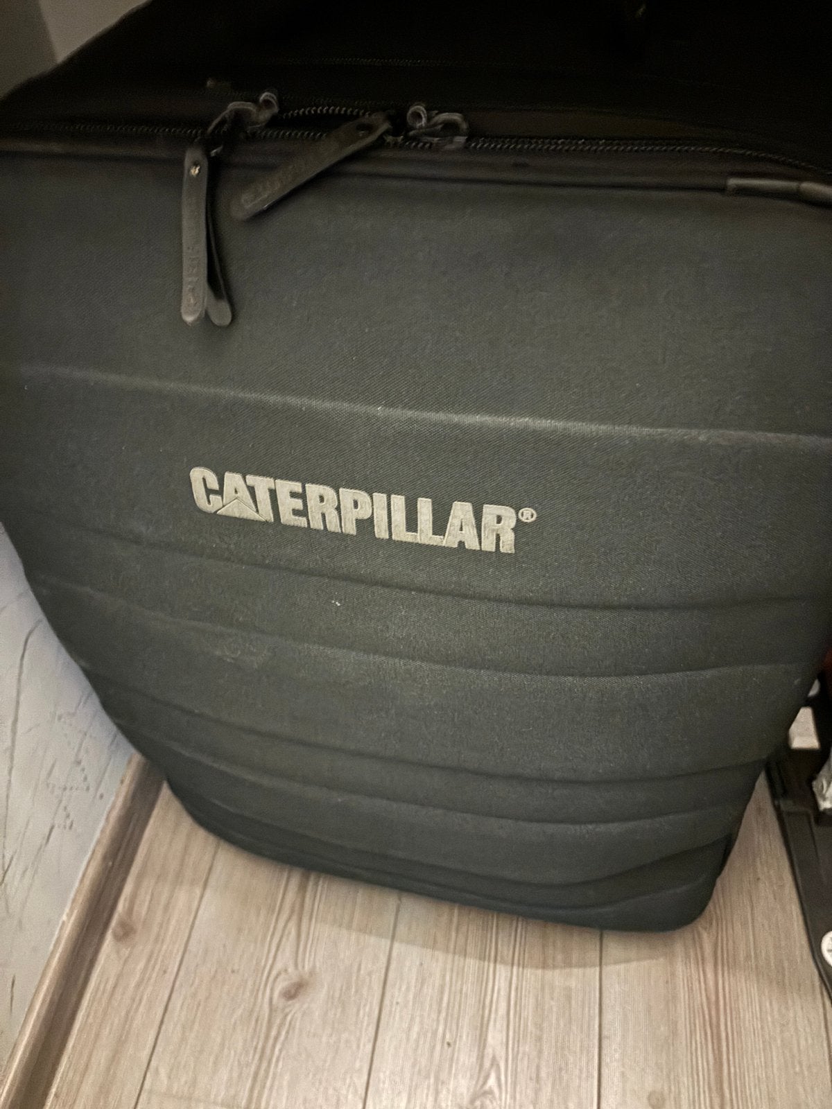 Valise Caterpillar (CAT), Bijoux, Sacs & Beauté, Enlèvement, Comme neuf