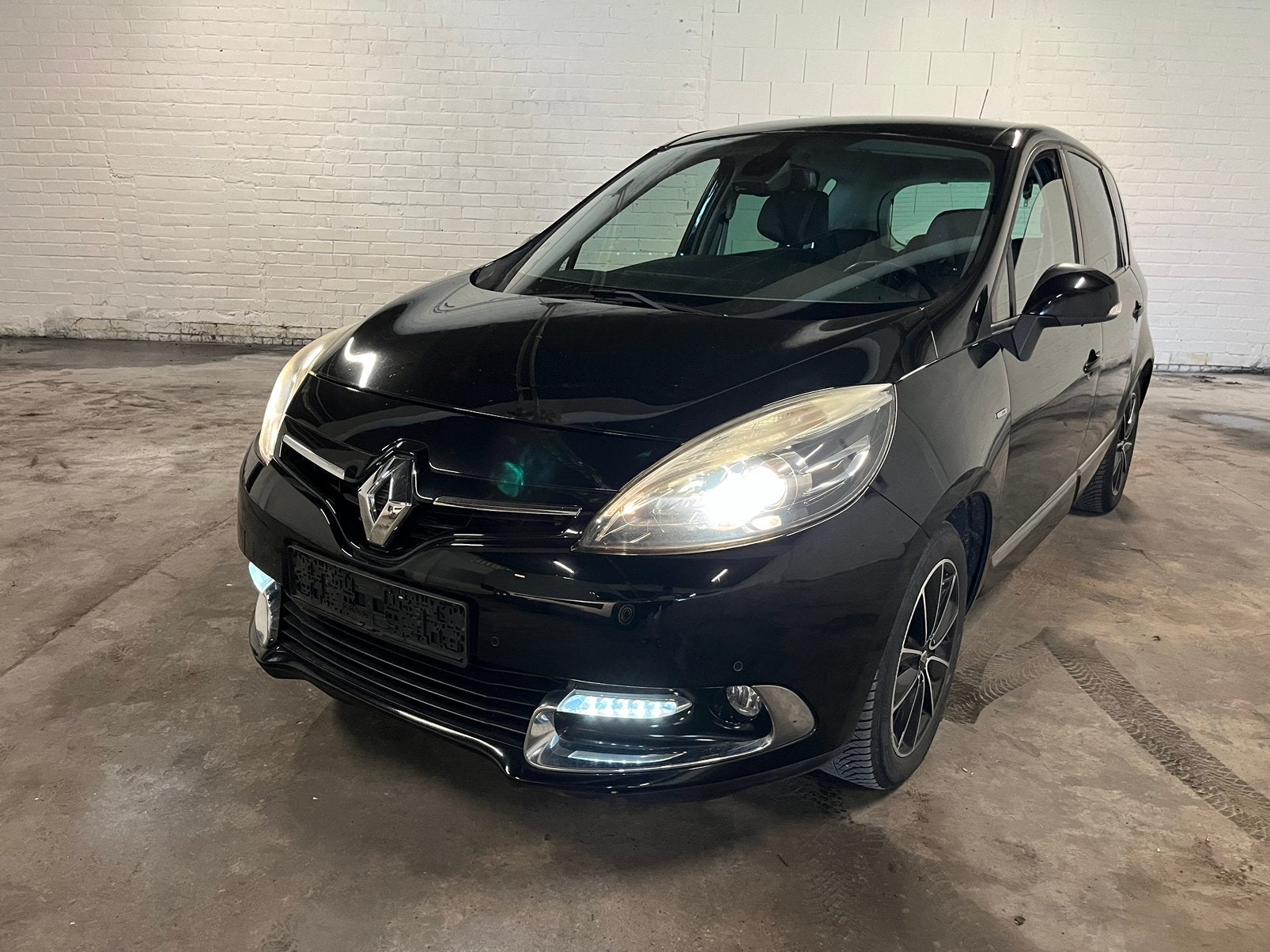 Renault Scenic  1.2Tce energy BOSE Edition, Autos, Achat, 6 portes, Noir, Capteur de lumière