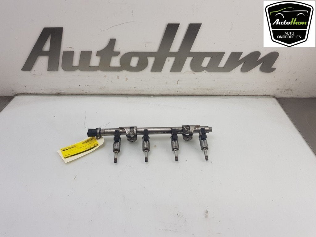 INJECTIEGALERIJ Volkswagen Golf VII (AUA) (|04E133320D|), Gebruikt, Volkswagen