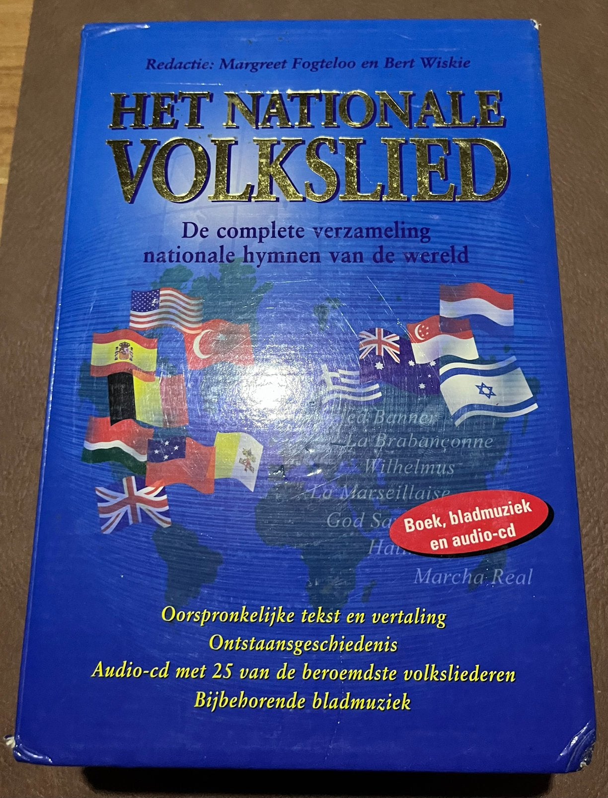 Boek + 2boekjes + CD - Het Nationale Volkslied - In Doos, Livres, Musique, Enlèvement ou Envoi, Utilisé, Autres sujets/thèmes