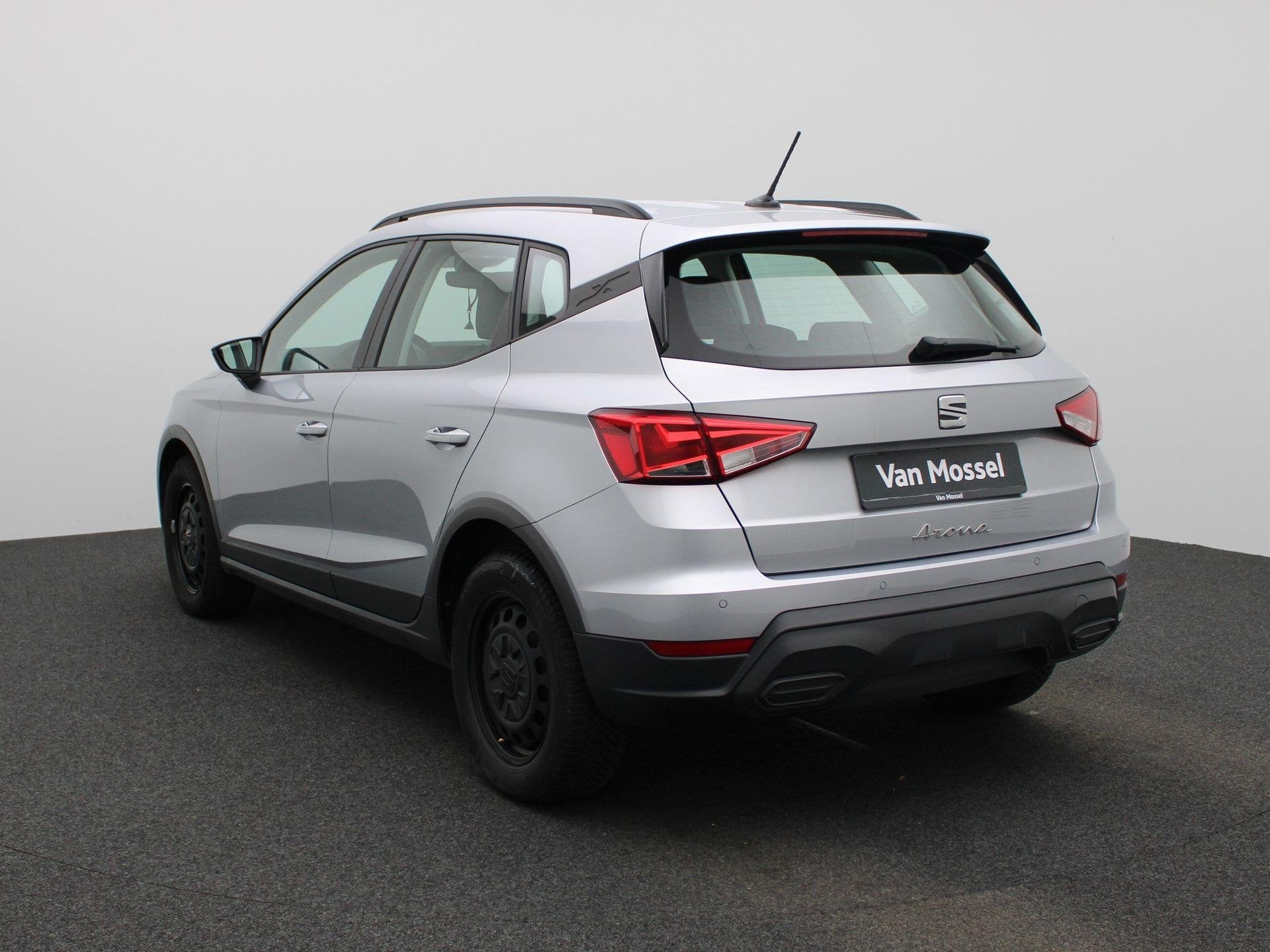 SEAT Arona 1.0 TSI 70kW Reference, Autos, 121 g/km, Argent ou Gris, Achat, Arona