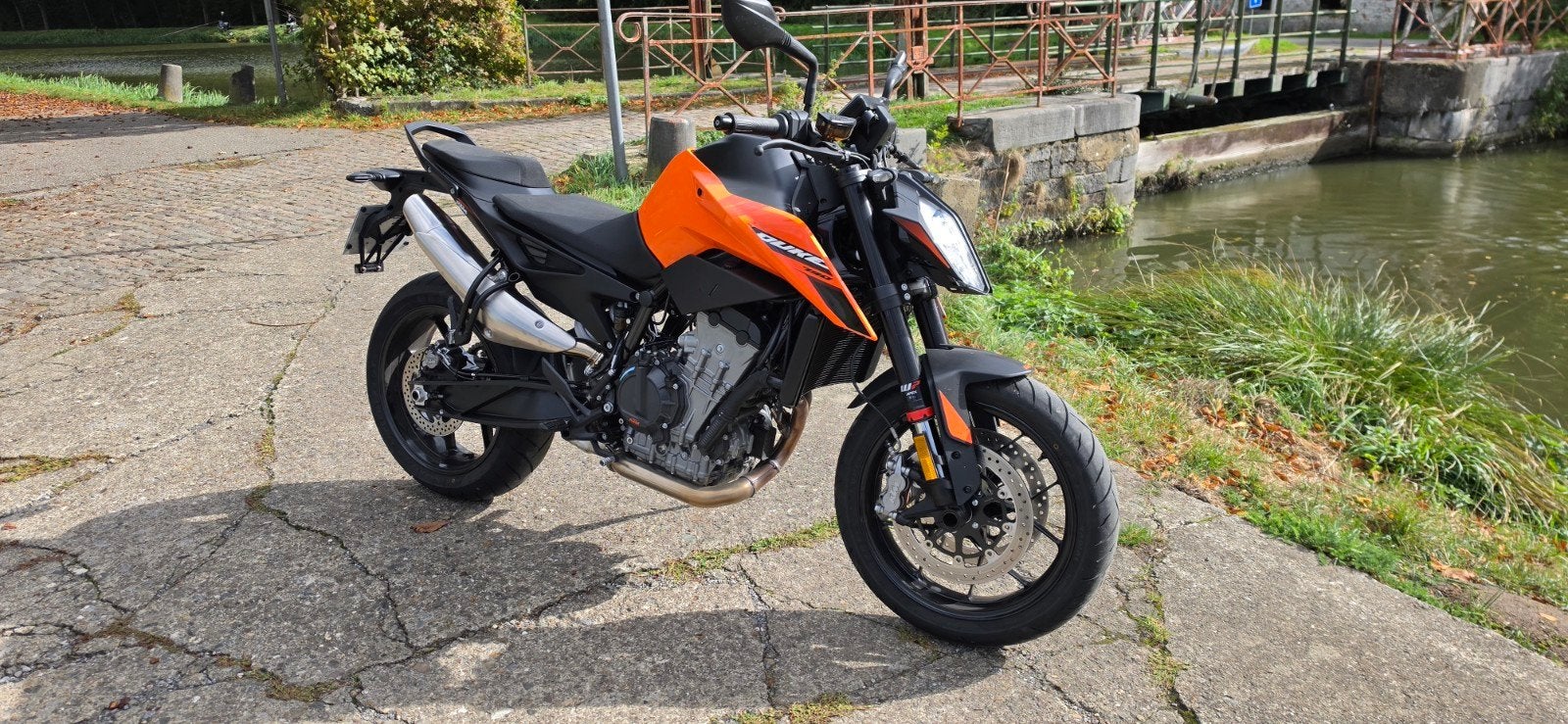 ktm duke 790 juillet 2026, Motos, Plus de 35 kW, 2 cylindres, Quickshifter, Sport