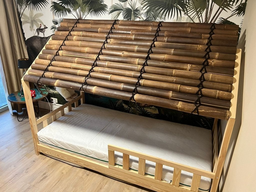 Uniek Huisbed met Bamboe Dak (Inclusief Matras!), Ophalen, Zo goed als nieuw, 180 cm of meer, Lattenbodem