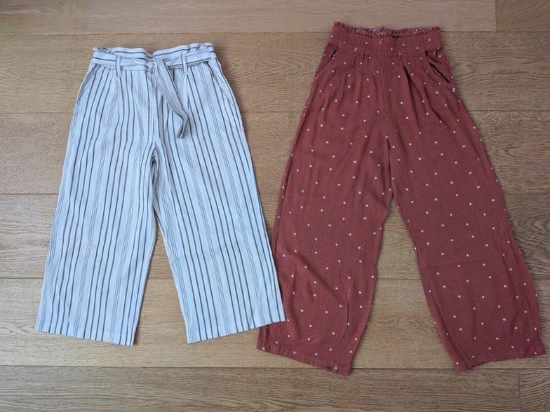 pantalon culotte fille - taille 134 (9 ans), Enfants & Bébés, Enlèvement, Utilisé, Fille, Pantalon