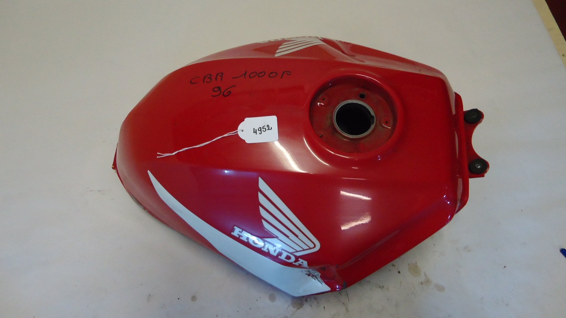CBR1000F 1993 - 1996 Honda Benzinetank D1-11280