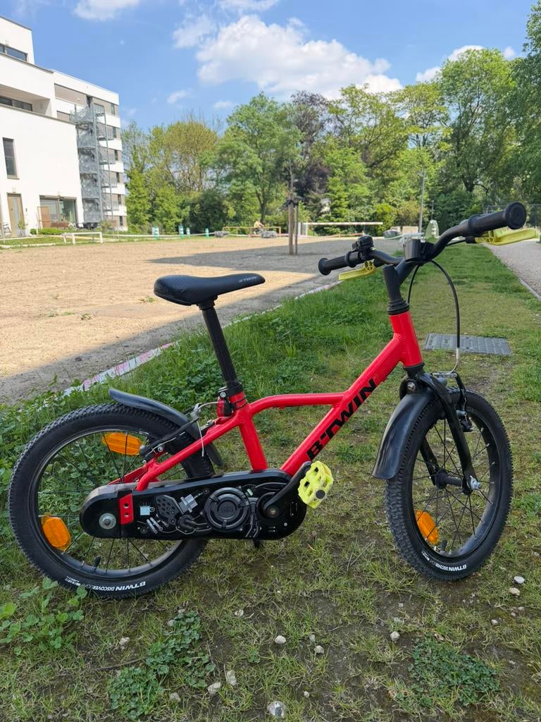 B’TWIN kinderfiets 16 inch – zeer goede staat, Fietsen en Brommers, Ophalen, Zo goed als nieuw