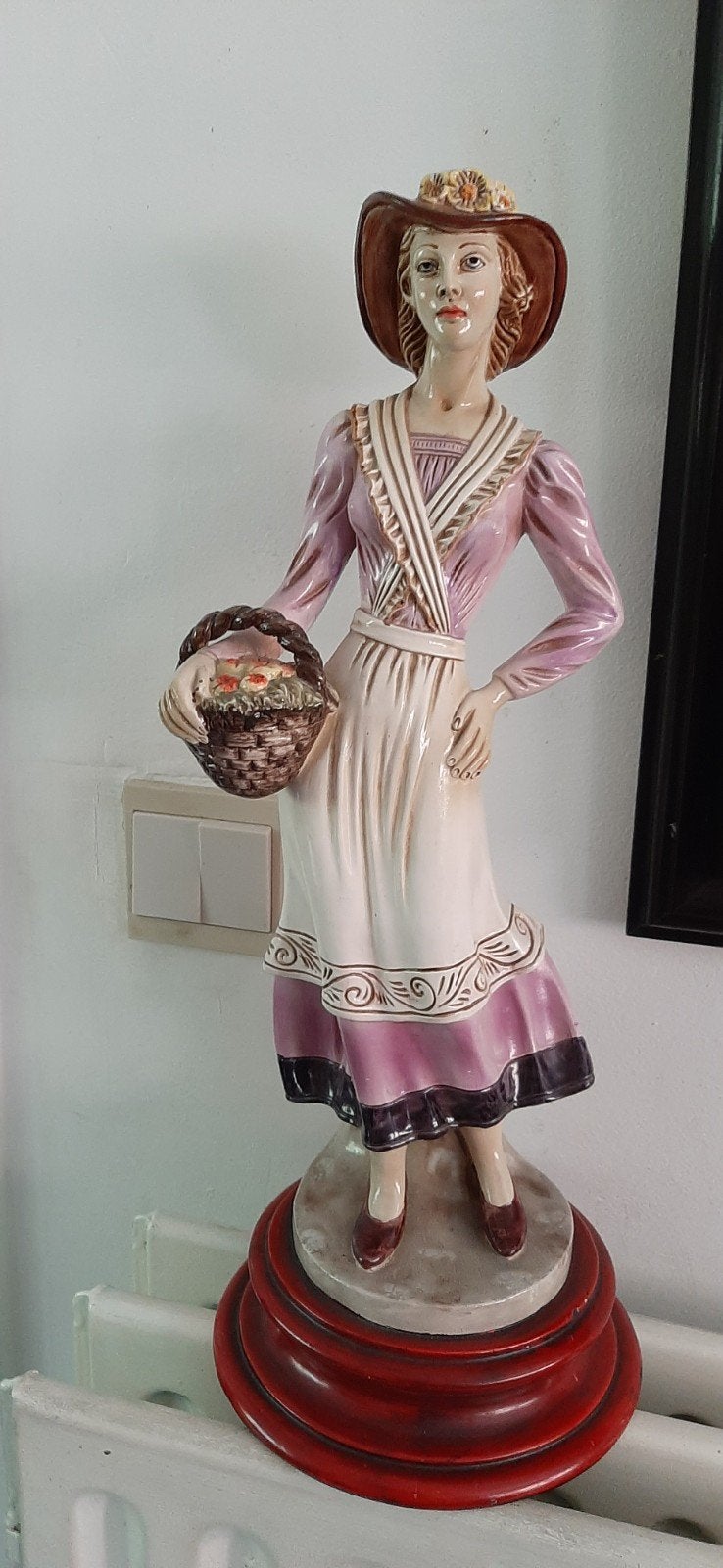 Statue en porcelaine à Capodimonte-, Enlèvement ou Envoi